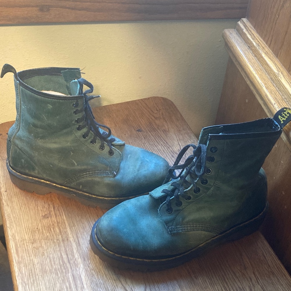 Vintage 1995 Dr. Martens Forest Green Lace-Up Boots